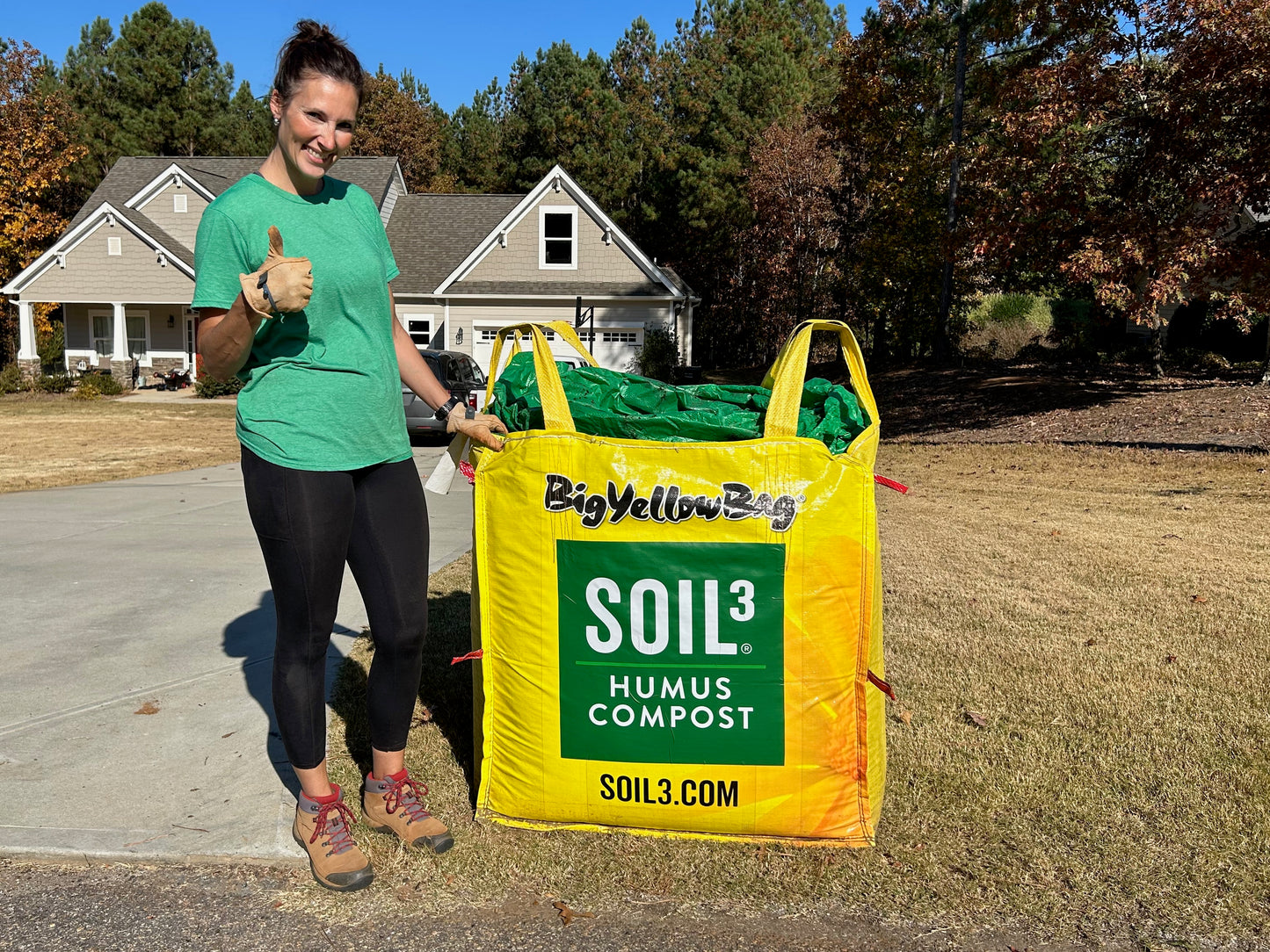 Organic SOIL Complete - 1 Cubic Yard Tote (Equal to 27 bags!)